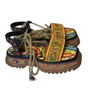 Farm Rio Beaded Banana Flatform Sandal Size‎ 11 Multicolor